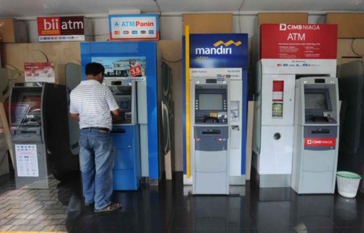 Inilah Biaya Tarik Tunai ATM Bersama Terbaru